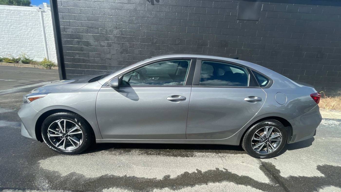 2022 kia forte lxs