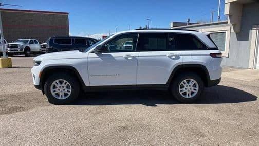 2023 jeep grand cherokee laredo 4dr 4x4 in cheyenne, wyoming