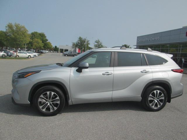 2023 toyota highlander l