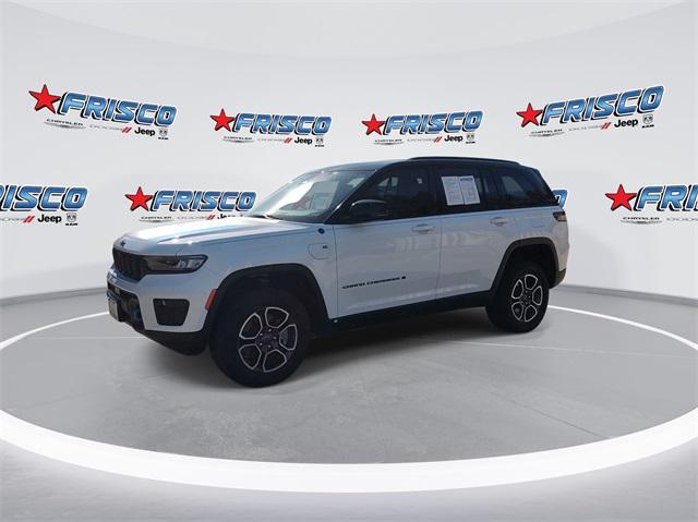 2022 jeep grand cherokee 4xe trailhawk