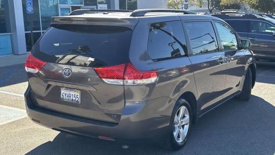 2012 Toyota Sienna
