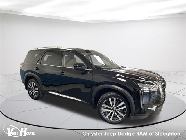 2022 nissan pathfinder platinum 4wd