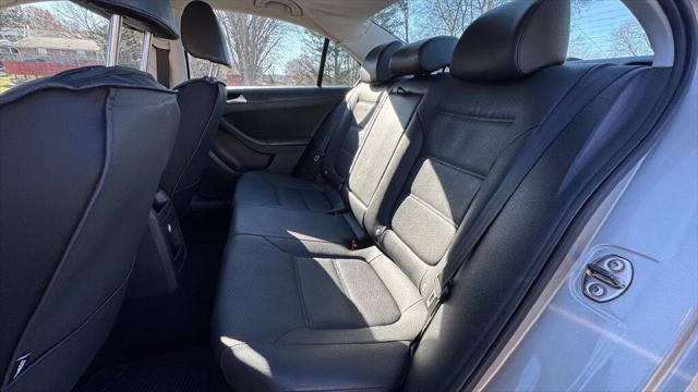 2012 volkswagen jetta se