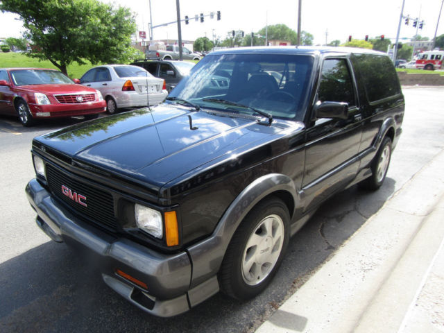 2dr typhoon awd 1993 gmc jimmy typhoon awd 28k miles very rare extremely clean l