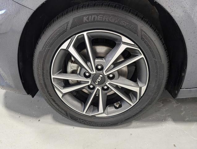 2022 kia forte lxs