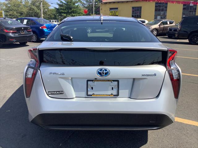 2017 toyota prius four