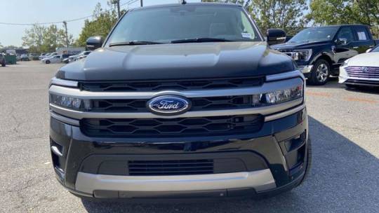 new 2024 ford expedition max xlt rwd