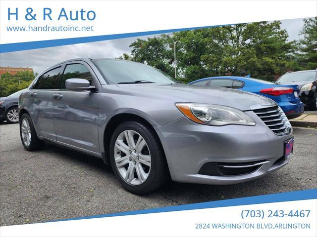 2013 chrysler 200 lx