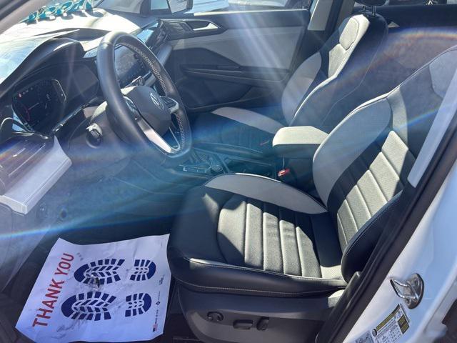 2022 volkswagen taos 1.5t sel