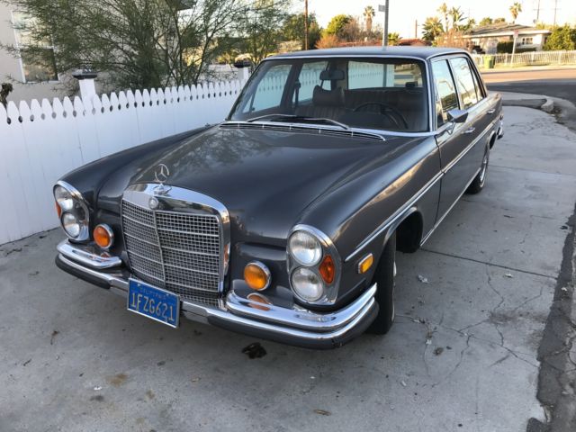 1972 mercedes 280 sel 4.5. sedan loaded rebuiilt transmission