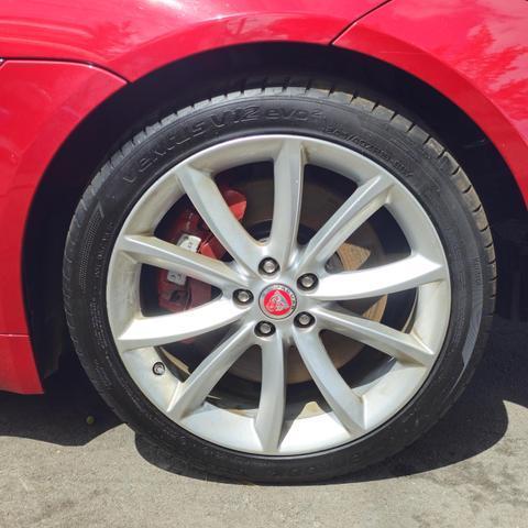 2015 jaguar f-type base