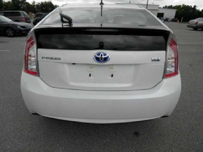 2014 toyota prius five in york, pa