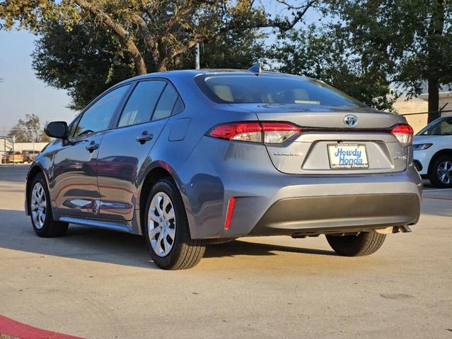 2023 toyota corolla hybrid le