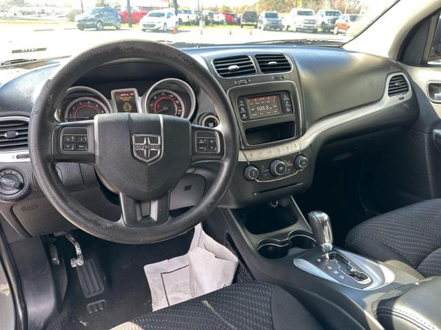 2019 dodge journey se