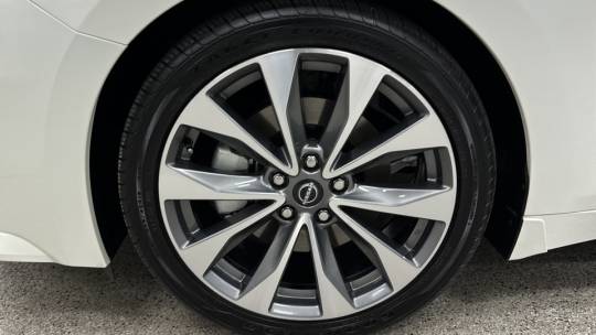 2023 Nissan Maxima