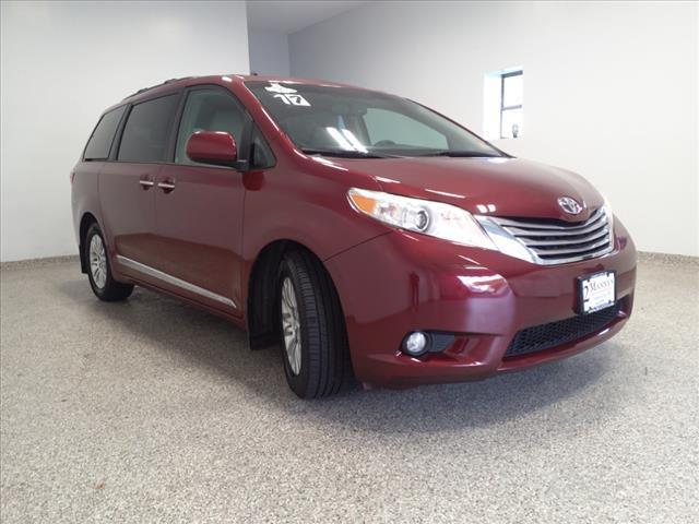 2017 toyota sienna xle