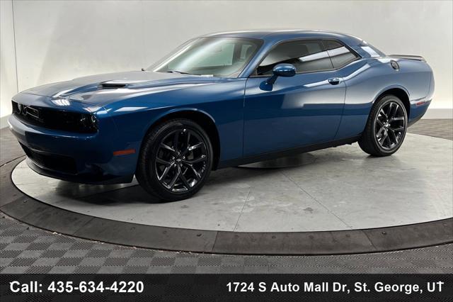2023 dodge challenger sxt