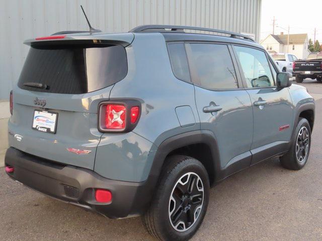 2017 jeep renegade trailhawk