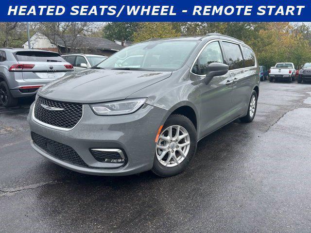 2022 chrysler pacifica touring l