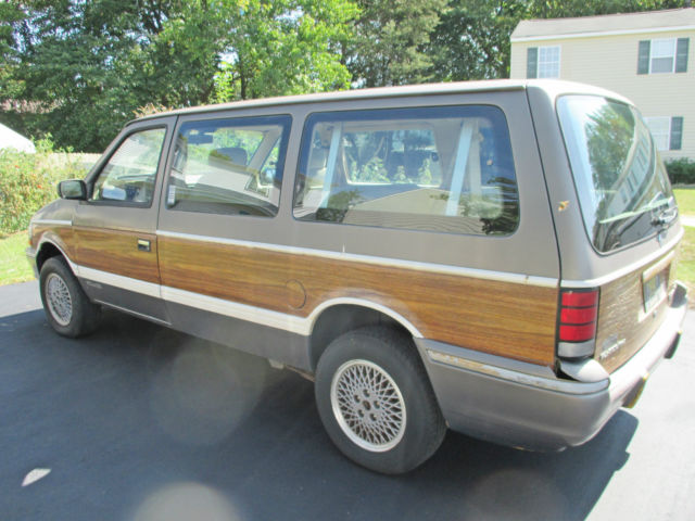 1991 plymouth: grand voyager 3.3l awd inspected, runs well newark de
