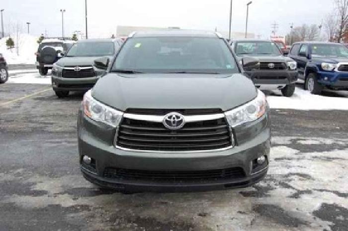 2014 toyota highlander 4wd 4dr v6 xle in meadville, pa
