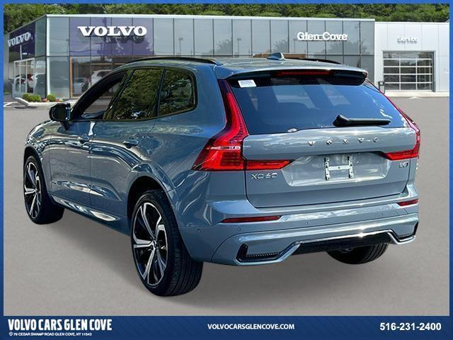 2023 volvo xc60 b5 ultimate dark theme