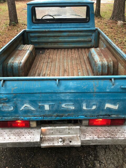 1972 datsun 521 truck