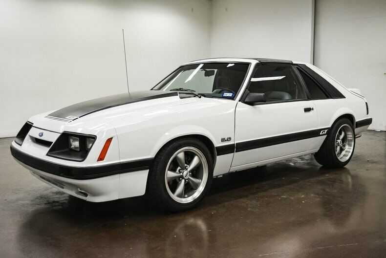 1986 ford mustang 85315 miles white coupe 5.0 5 speed manual