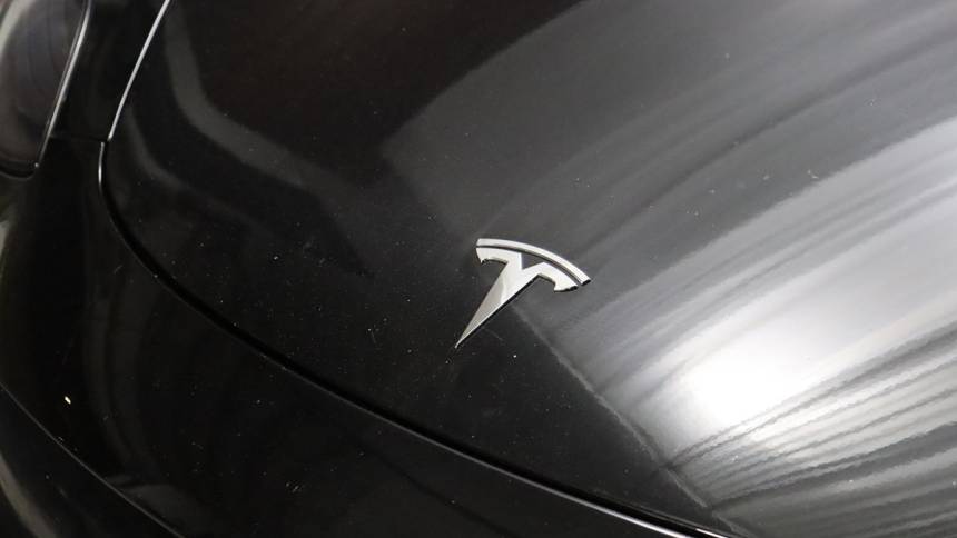 2022 tesla model 3 standard range plus