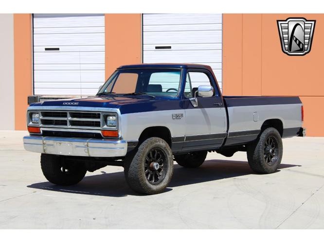 1990 dodge w350 in o'fallon, illinois