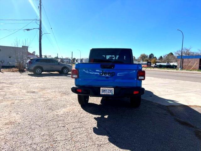 2023 jeep gladiator sport s