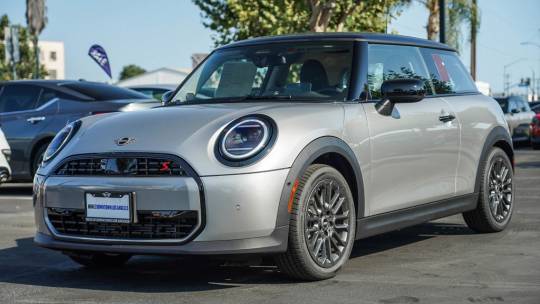 2025 Mini Hardtop