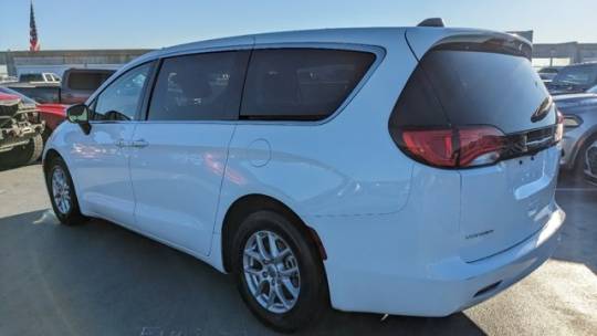 2023 Chrysler Voyager