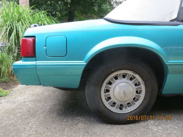 1993 ford mustang lx convertible