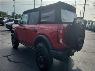 2021 Ford Bronco black diamond