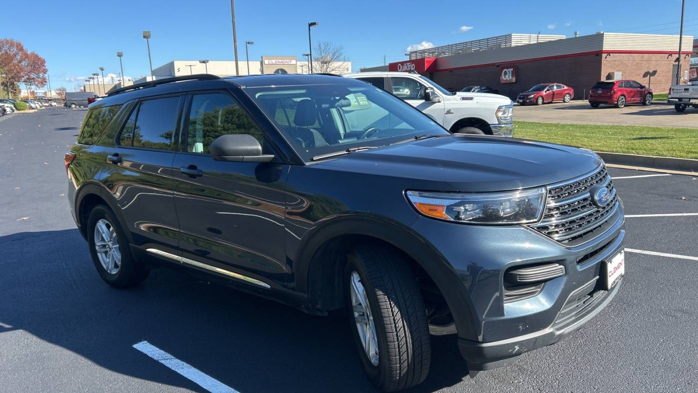2022 ford explorer xlt