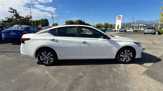 2025 Nissan Altima