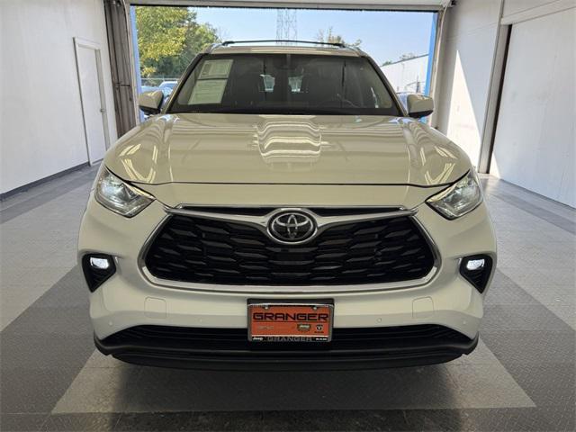 2023 toyota highlander limited