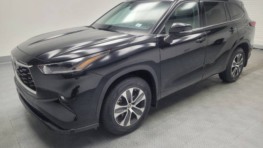 2021 toyota highlander xle