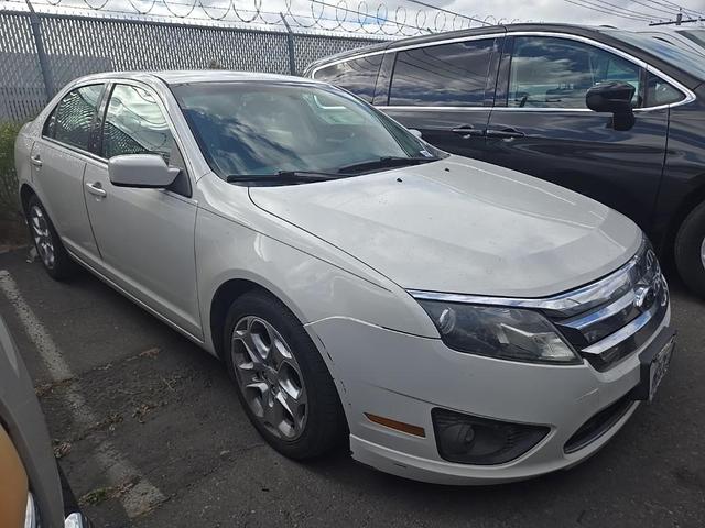 2010 ford fusion se