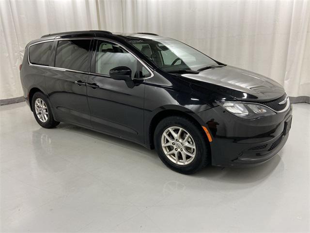 2021 chrysler voyager lx