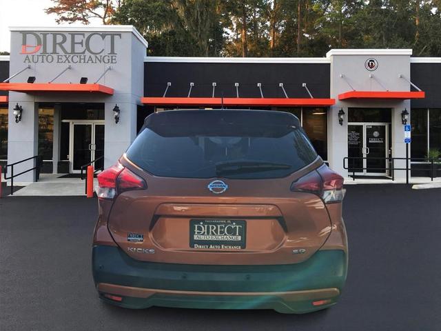 2020 nissan kicks sr