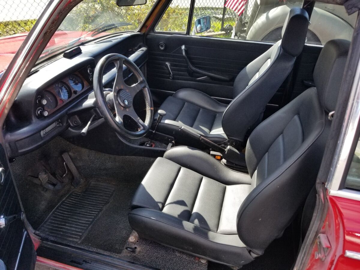 rust free bmw 2002 for sale cheap!!