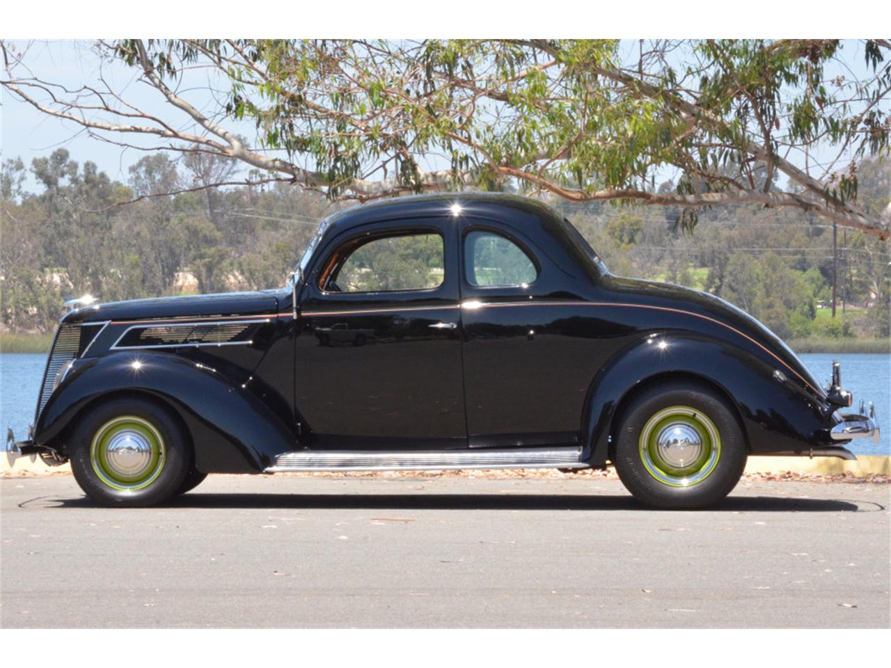 1937 ford coupe