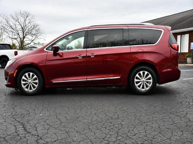 2019 chrysler pacifica touring l