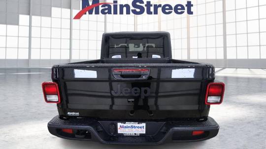 2024 Jeep Gladiator