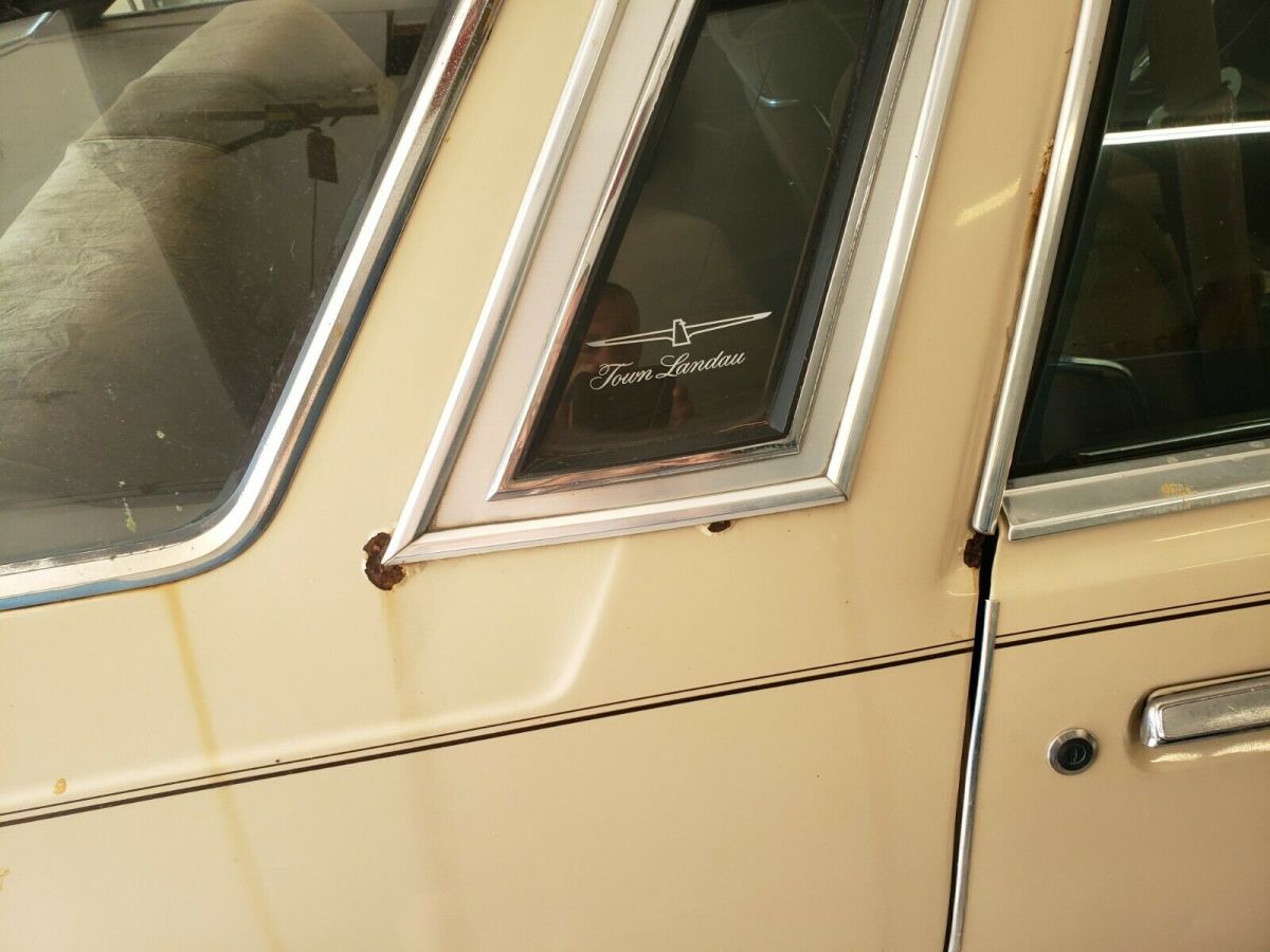 1977 ford thunderbird towne landau