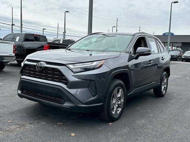 2022 toyota rav4 xle in columbus, ohio