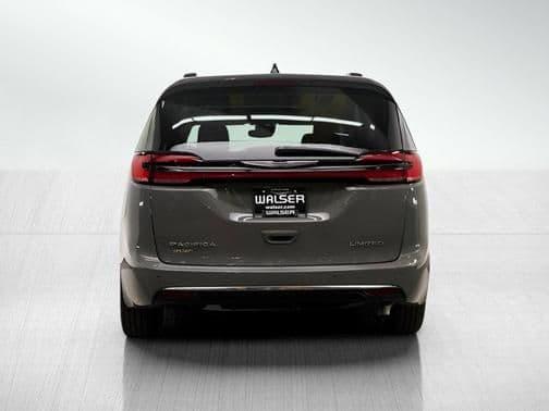 2023 chrysler pacifica limited front-wheel drive passenger van in burnsville, minnesota