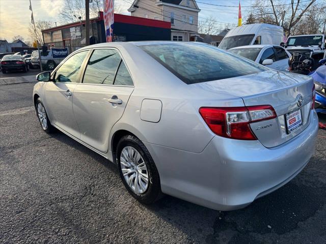 2012 toyota camry le